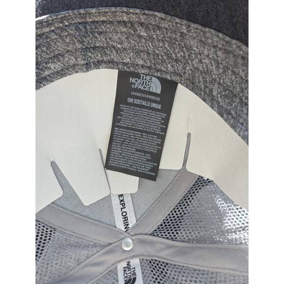 THE NORTH FACE Unisex Mudder Snapback Gray Patch Logo Trucker Hat NWT MSRP 32$ - Picture 5 of 7